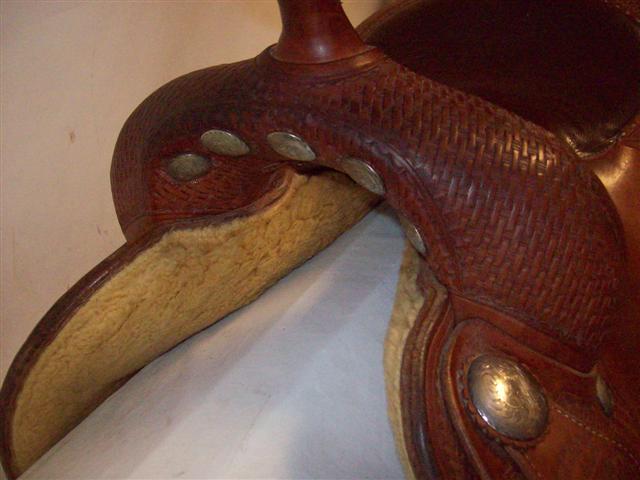 Used Saddle:- Image Number:2